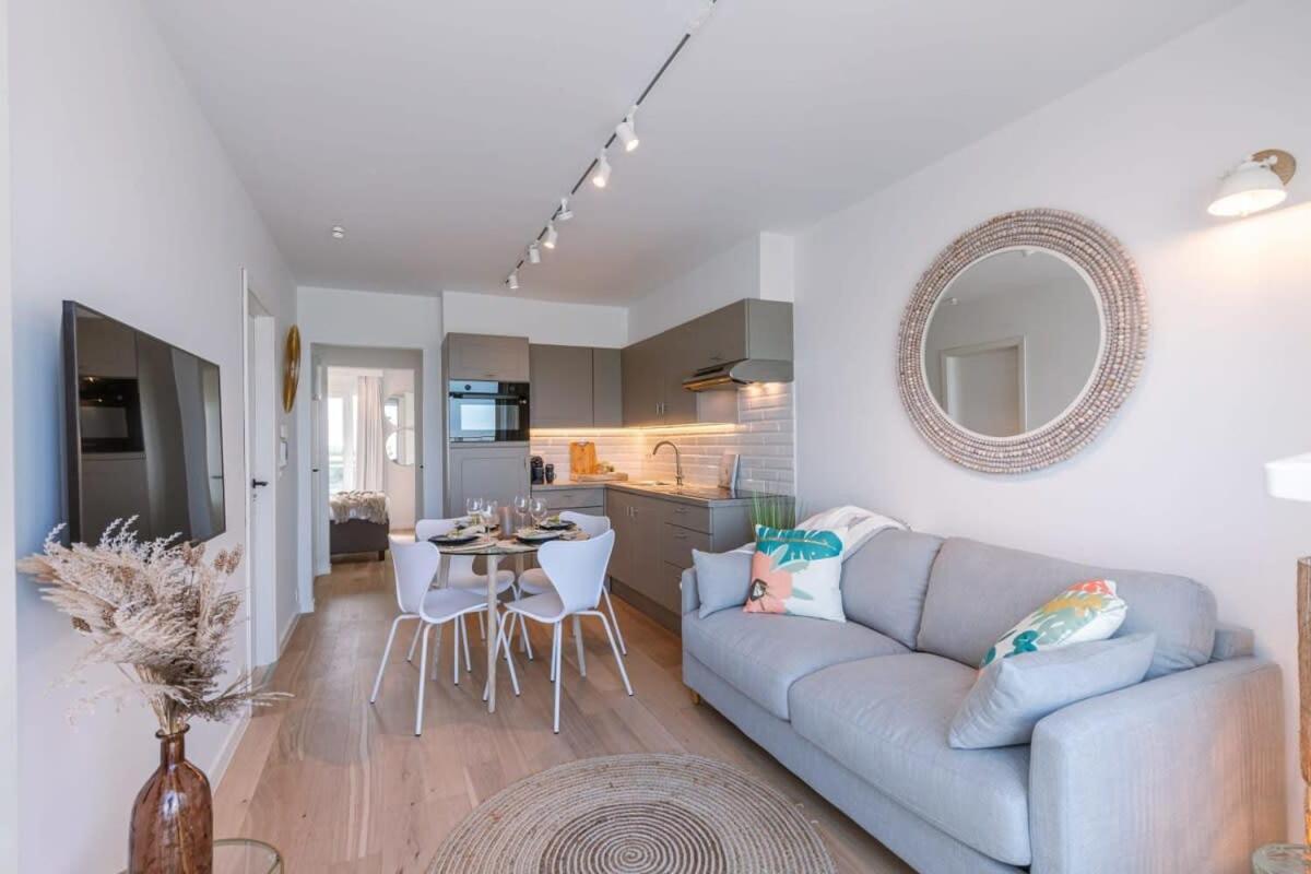 Huswell - Stunning Seafront Apartment นอคเคอ-เฮสท์ ภายนอก รูปภาพ