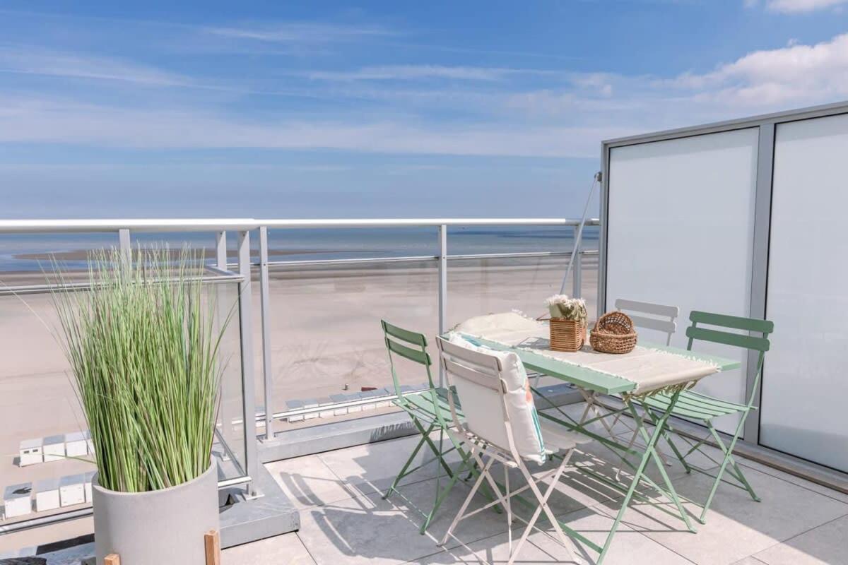 Huswell - Stunning Seafront Apartment นอคเคอ-เฮสท์ ภายนอก รูปภาพ