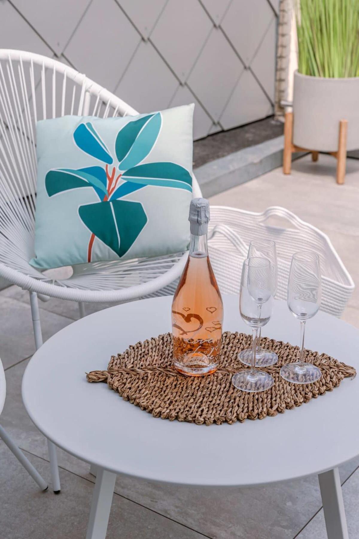 Huswell - Stunning Seafront Apartment นอคเคอ-เฮสท์ ภายนอก รูปภาพ